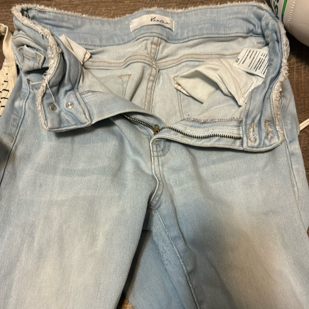 White washed jeans baggy skinny